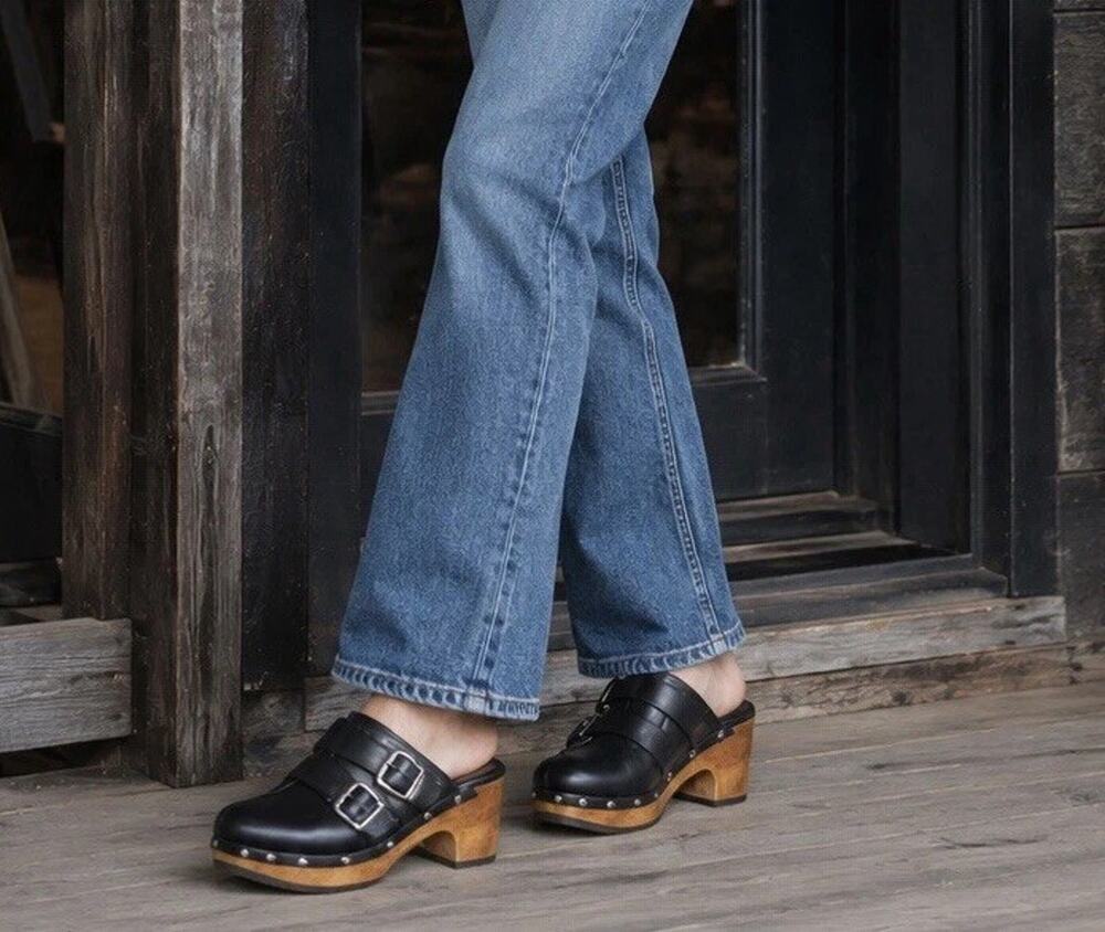 Ariat Bridlespur Clogs Womens 7B Black Leather Wood Heel Buckle Western Mule